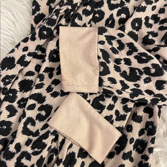 Leopard print | Top - Picture 11 of 16